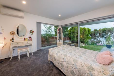 Photo of property in 22 Sharon Road, Waiake, Auckland, 0630