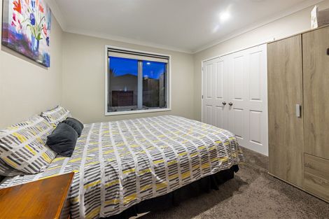 Photo of property in 43 Mt Lebanon Crescent, The Gardens, Auckland, 2105