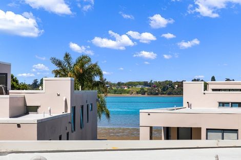 Photo of property in 20/2 Sixth Avenue, Tauranga, 3110