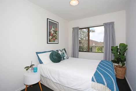 Photo of property in 49 Riverside Drive, Waiuku, 2123