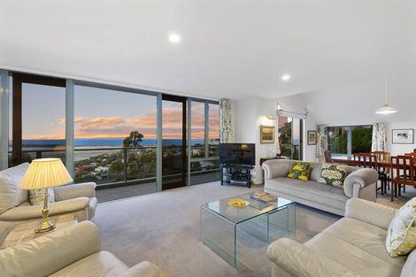 Photo of property in 185 Mount Pleasant Road, Mount Pleasant, Christchurch, 8081