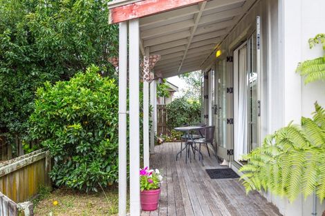 Photo of property in 68a Pembroke Street, Carterton, 5713