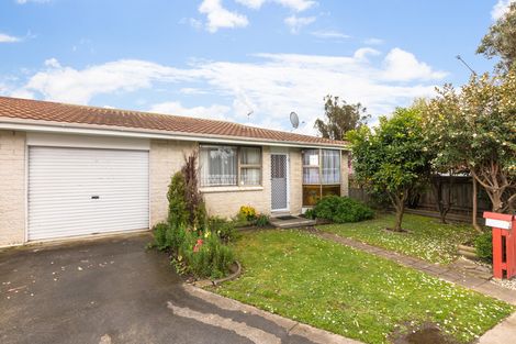 Photo of property in 722a Pioneer Highway, Takaro, Palmerston North, 4412