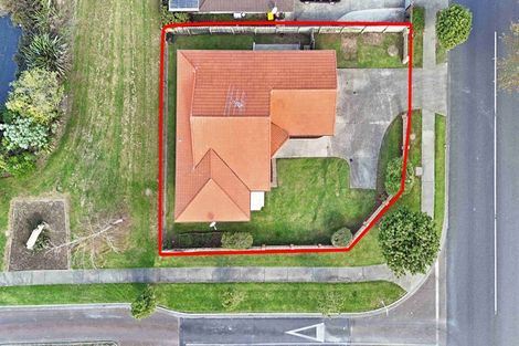 Photo of property in 120 Dominion Road, Papakura, 2110