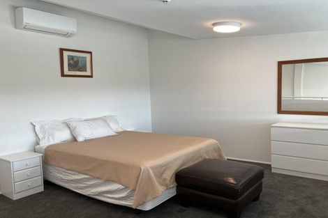 Photo of property in 1f/30 Westward Ho, Glen Eden, Auckland, 0602