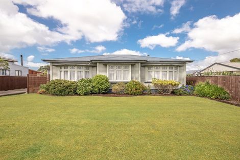 Photo of property in 97 Queen Street, Westport, 7825