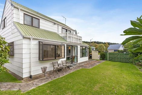 Photo of property in 106 Everitt Crescent, Whangamata, 3620