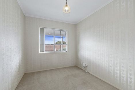 Photo of property in 33 White Heron Drive, Massey, Auckland, 0614