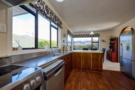 Photo of property in 136 Esplanade, Kaikoura, 7300