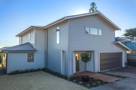 Photo of property in 87 Saint Andrews Road, Plimmerton, Porirua, 5026