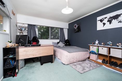 Photo of property in 737 Scenic Drive, Henderson Valley, Auckland, 0612