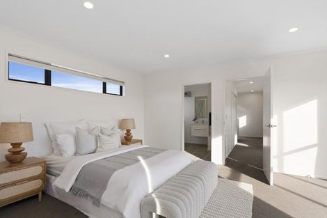 Photo of property in 33 William Dawson Crescent, Wigram, Christchurch, 8025