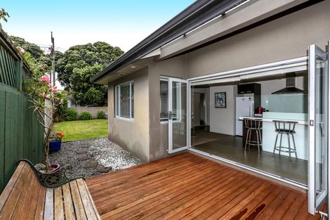 Photo of property in 34 Richmond Street, Fitzroy, New Plymouth, 4312