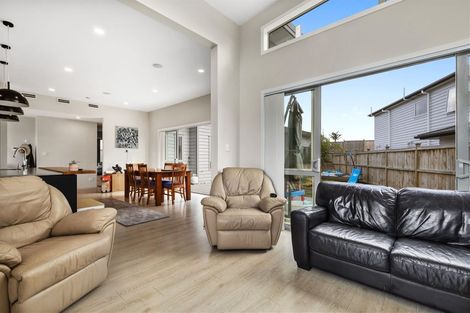 Photo of property in 42 Huarahi Pai Road, Huapai, Kumeu, 0810