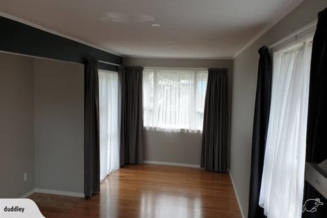 Photo of property in 11 Kambalda Street, Mangere Bridge, Auckland, 2022