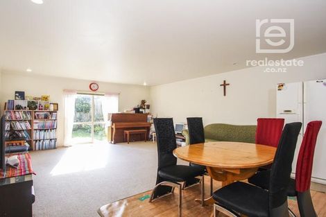 Photo of property in 6 Gina Avenue, Ranui, Auckland, 0612