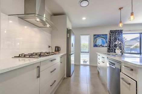 Photo of property in 25 Piwakawaka Court, Rototuna North, Hamilton, 3210