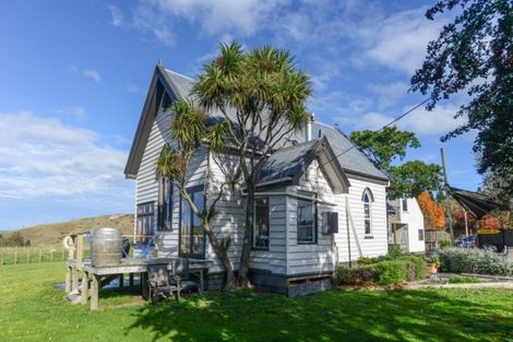 Photo of property in 3 Tamumu Church Road, Otane, Waipawa, 4271