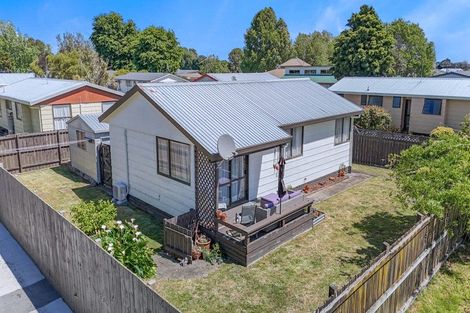 Photo of property in 35 Crawshaw Drive, Nawton, Hamilton, 3200