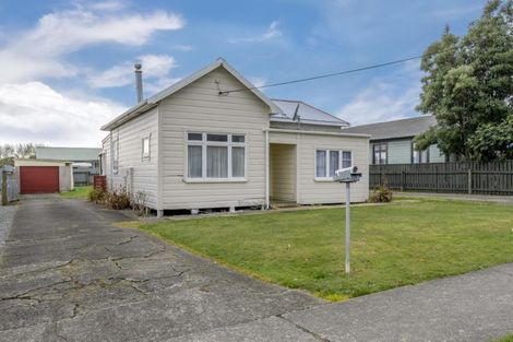 Photo of property in 10 Stuckey Street, Levin, 5510