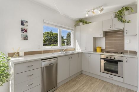 Photo of property in 1/5 Cambria Road, Devonport, Auckland, 0624
