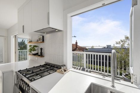 Photo of property in 5g Harbour Street, Saint Marys Bay, Auckland, 1011