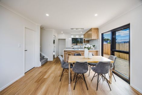 Photo of property in 16c Friesian Drive, Mangere, Auckland, 2022