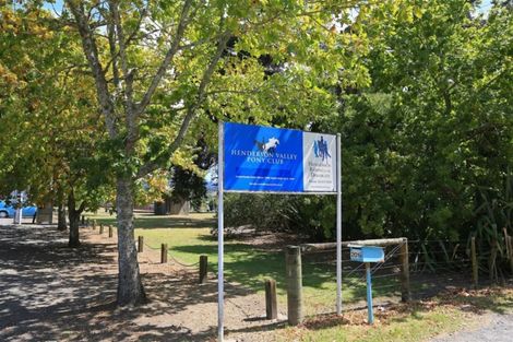 Photo of property in 2/201 Henderson Valley Road, Henderson, Auckland, 0612