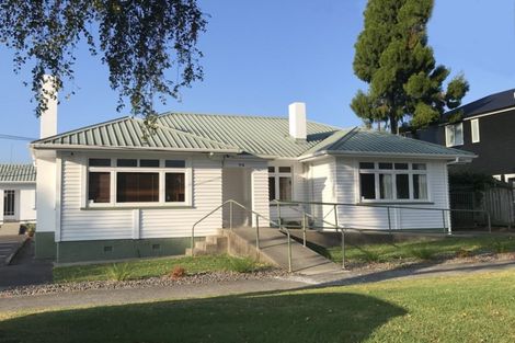 Photo of property in 74 Tenth Avenue, Tauranga, 3110