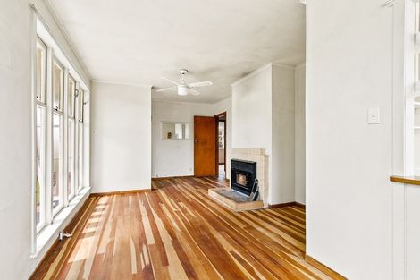 Photo of property in 118 Forrest Hill Road, Forrest Hill, Auckland, 0620