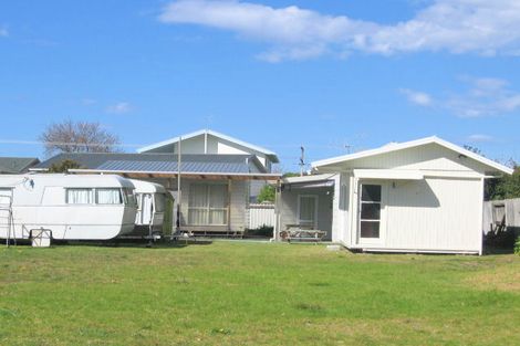 Photo of property in 206 Hauturu Street, Whangamata, 3620