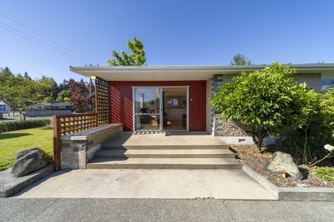 Photo of property in 103 Quintin Drive, Te Anau, 9600