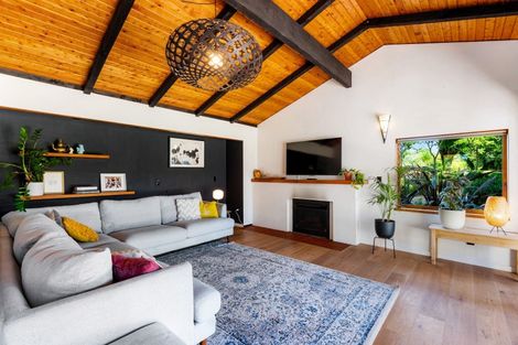 Photo of property in 16 Miller Street, Otane, 4202