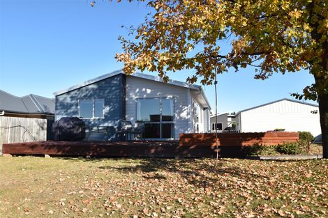 Photo of property in 12 Rhoboro Road, Twizel, 7901