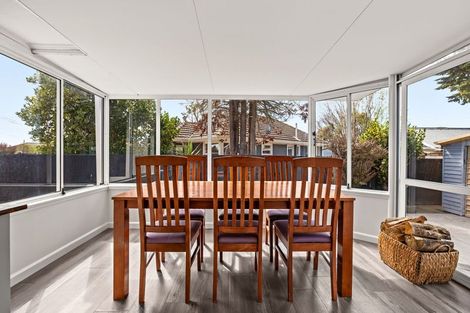 Photo of property in 40 Pembroke Street, Avondale, Christchurch, 8061