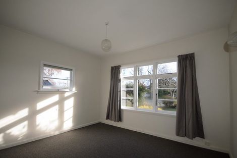 Photo of property in 16 Plynlimon Road, Fendalton, Christchurch, 8052