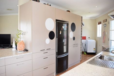 Photo of property in 26 Waerenga Road, Otaki, 5512