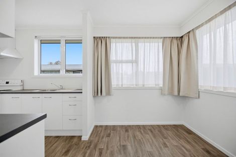 Photo of property in 5a-c Pohutukawa Drive, Tokoroa, 3420
