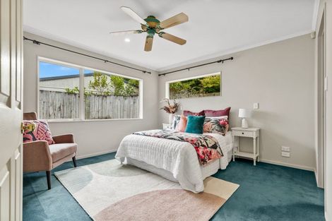 Photo of property in 6 Donald Street, Stanmore Bay, Whangaparaoa, 0932