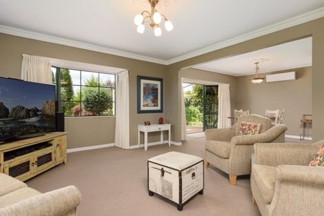 Photo of property in 1 Saunders Place, Te Puke, 3119