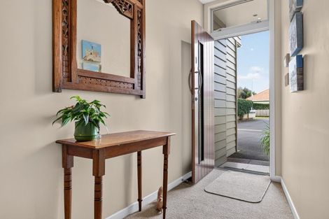 Photo of property in 24d Jellicoe Drive, Hamilton East, Hamilton, 3216
