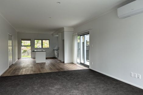 Photo of property in 15 Koreke Close, Kenepuru, Porirua, 5022