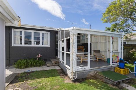Photo of property in 14 Muir Street, Te Hapara, Gisborne, 4010