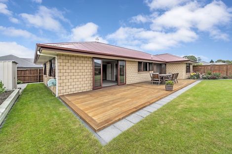 Photo of property in 92 Acacia Avenue, Rangiora, 7400