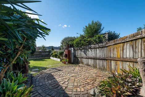 Photo of property in 1/149 Birkdale Road, Birkdale, Auckland, 0626