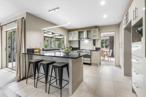 Photo of property in 12 Kunzea Place, Greenhithe, Auckland, 0632
