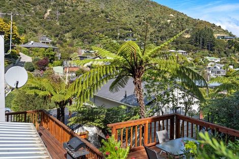 Photo of property in 14 Arthur Crescent, Waikawa, Picton, 7220