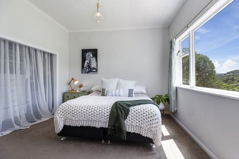 Photo of property in 13 Nevay Road, Miramar, Wellington, 6022