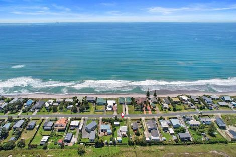 Photo of property in 188 Pukehina Parade, Pukehina, 3189