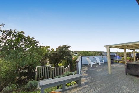 Photo of property in 15 Mack Street, Foxton Beach, Foxton, 4815